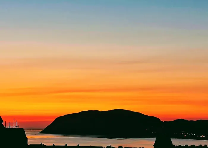 Bron Orme Private Hotel