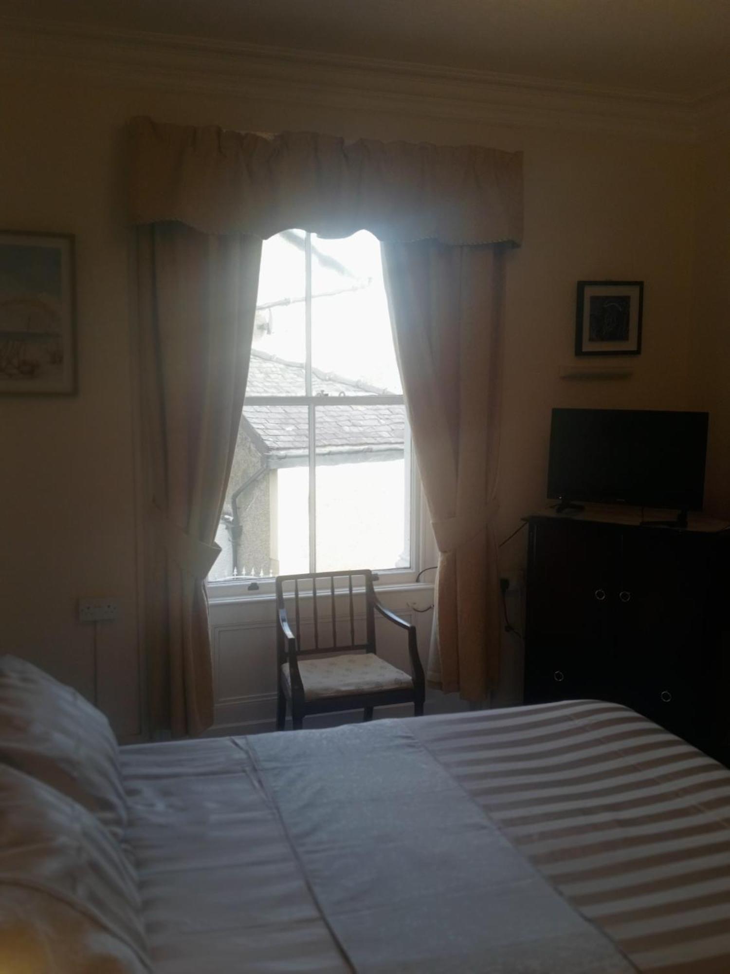 Bron Orme Private Guest house 4*