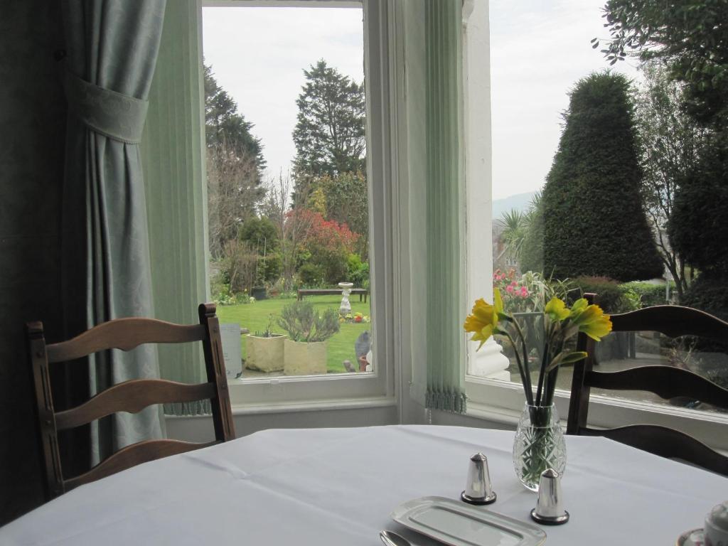 Bron Orme Private Guest house 4*