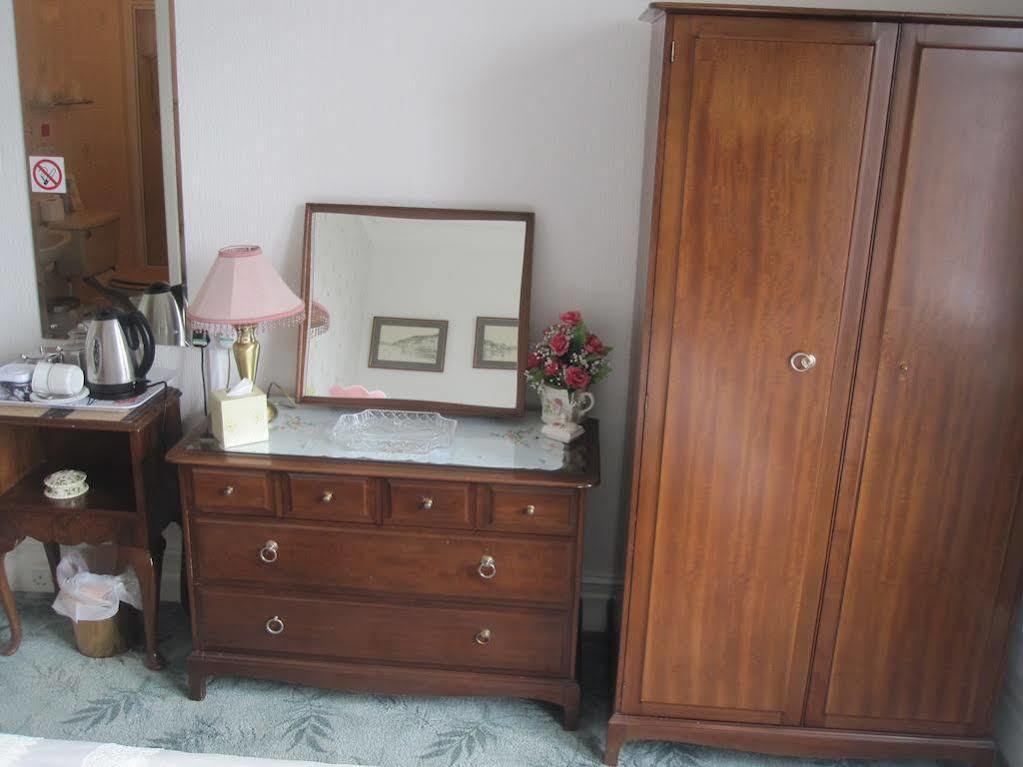Bron Orme Private 4*